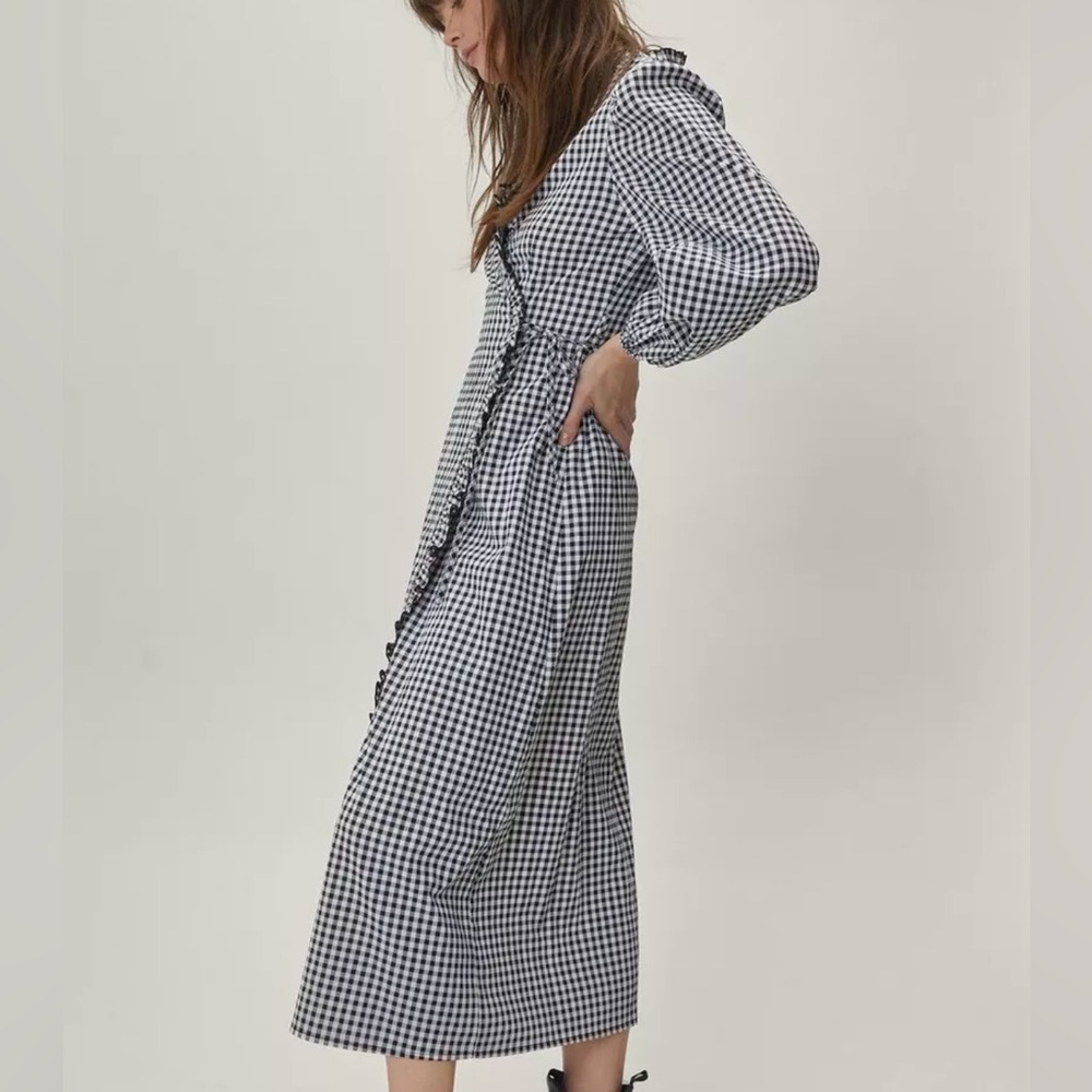 Nasty Gal Checked Puff Sleeve Wrap Dress